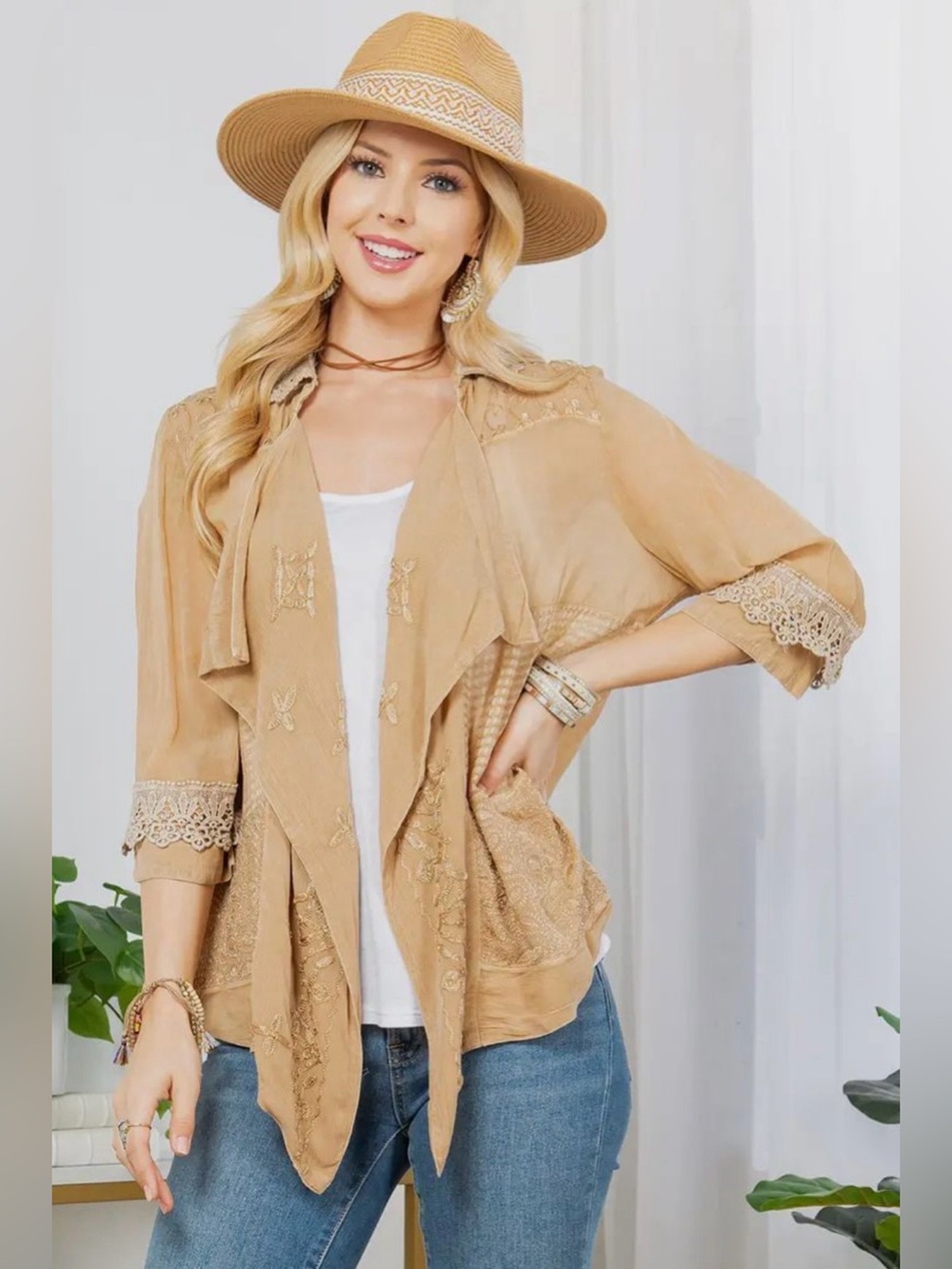 NWOT YOUNG THREADS
STONEWASHED GEORGETTE
PATCHWORK KIMONO
SHRUG SIZE SMALL